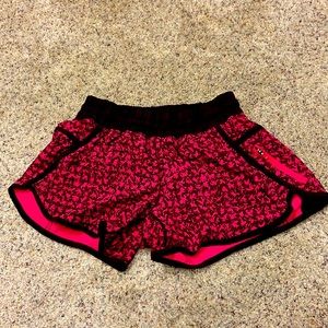 Lululemon size 6 shorts